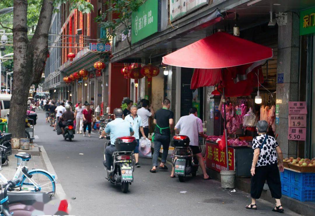 紐約隱秘小巷特色小店魅力之旅，疫情新篇章下的獨(dú)特魅力與最新信息表