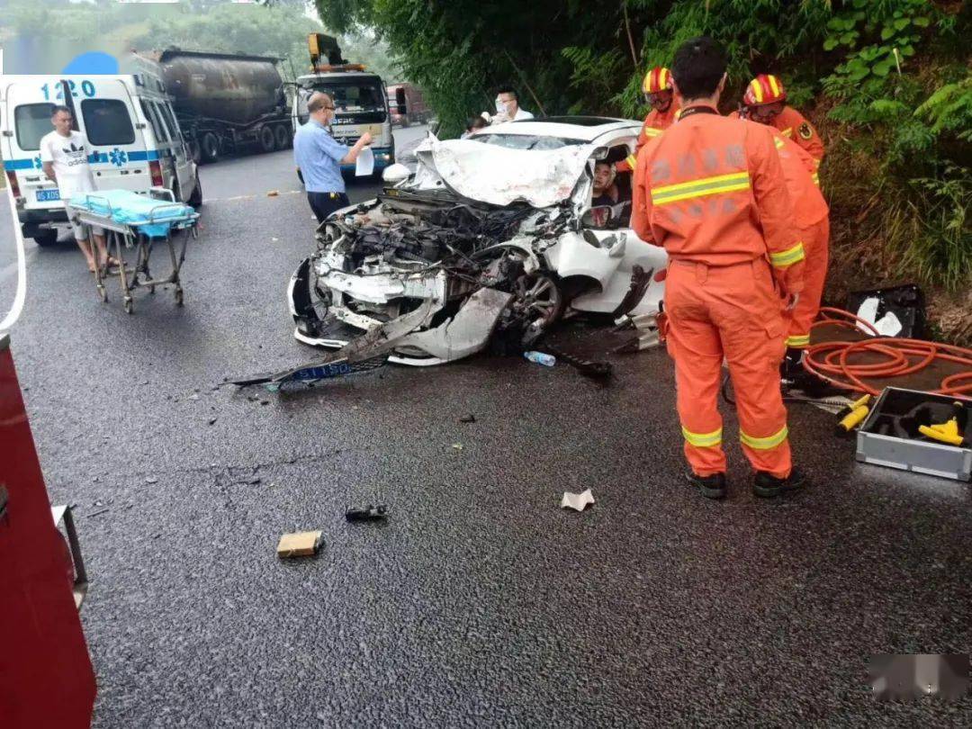 車禍陰霾中的溫暖故事，女尸與友情的生命之光